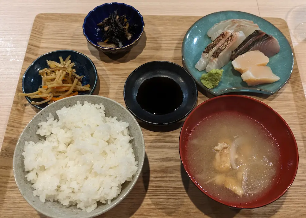 練馬駅の居酒屋旬の肴かかわりの刺身定食