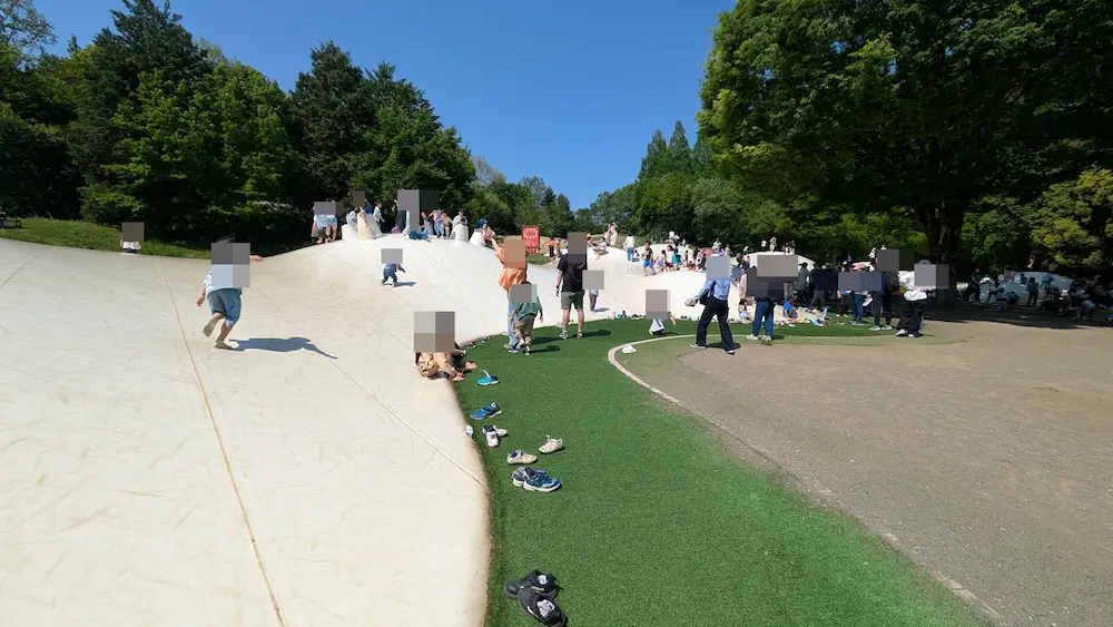 西立川にある昭和記念公園のフワフワ