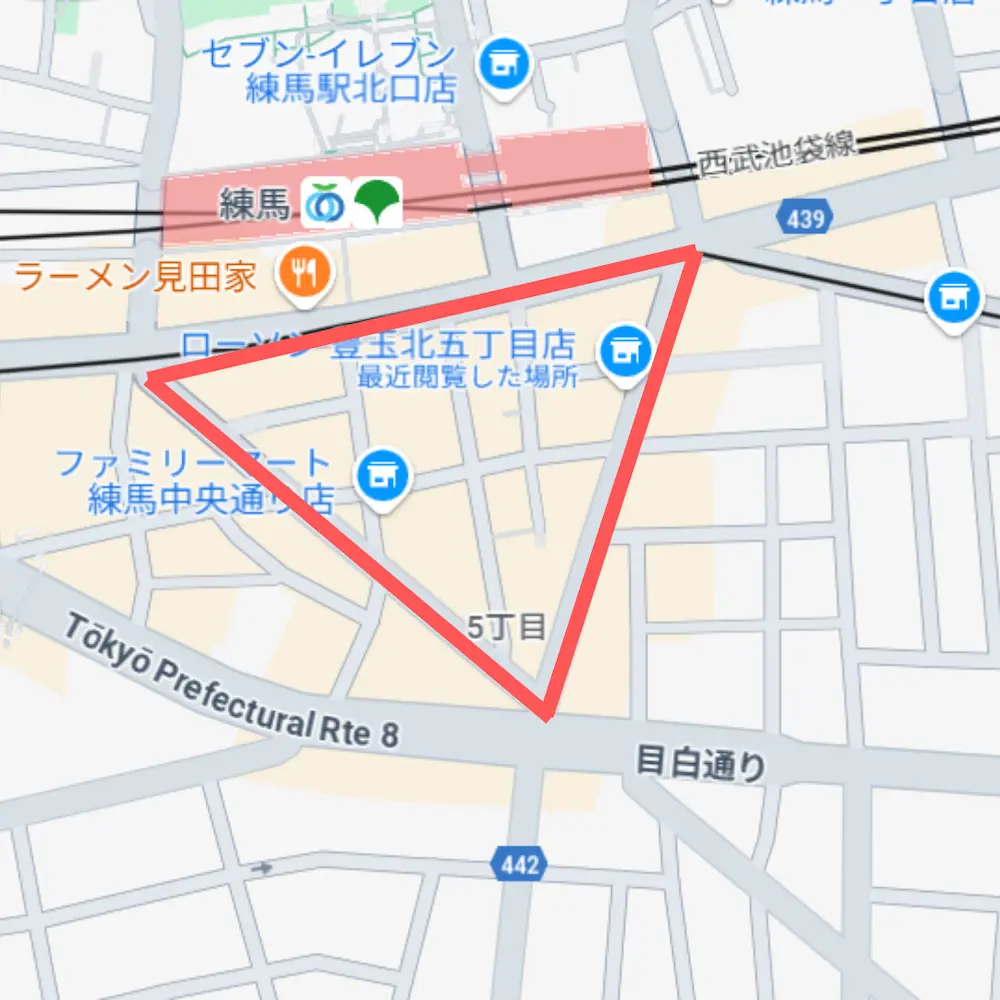 練馬駅周辺の飲食店が多い三角地帯